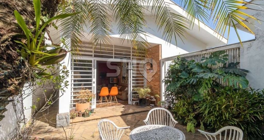 Casa com 3 quartos à venda na Rua Bauru, 533, Pacaembu, São Paulo