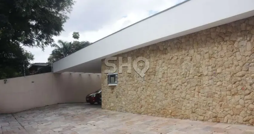 Casa comercial para alugar na Avenida São Gualter, 1903, Alto de Pinheiros, São Paulo