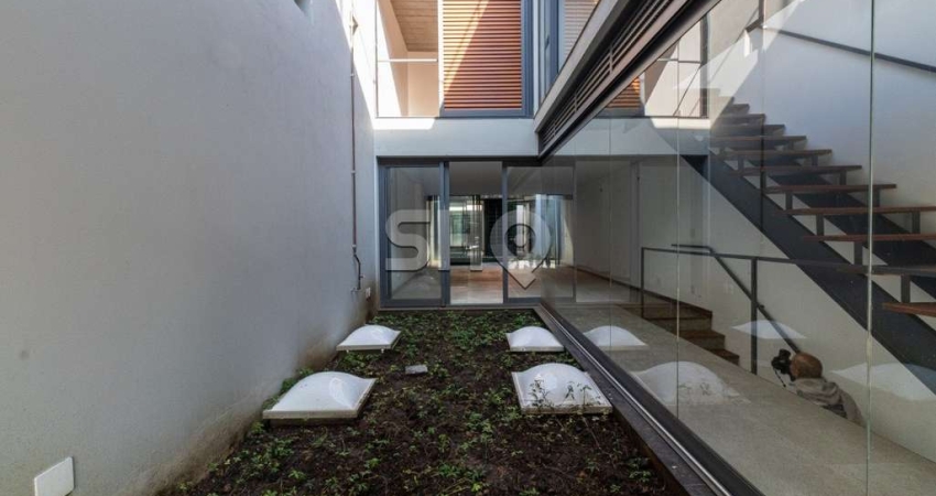 Casa com 3 quartos à venda na Realengo, 232, Vila Madalena, São Paulo