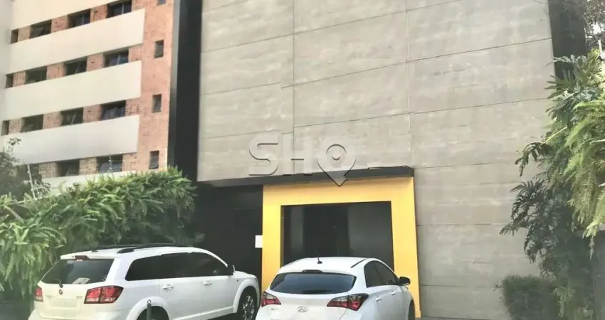 Prédio para alugar na Avenida Chibarás, 521, Moema, São Paulo