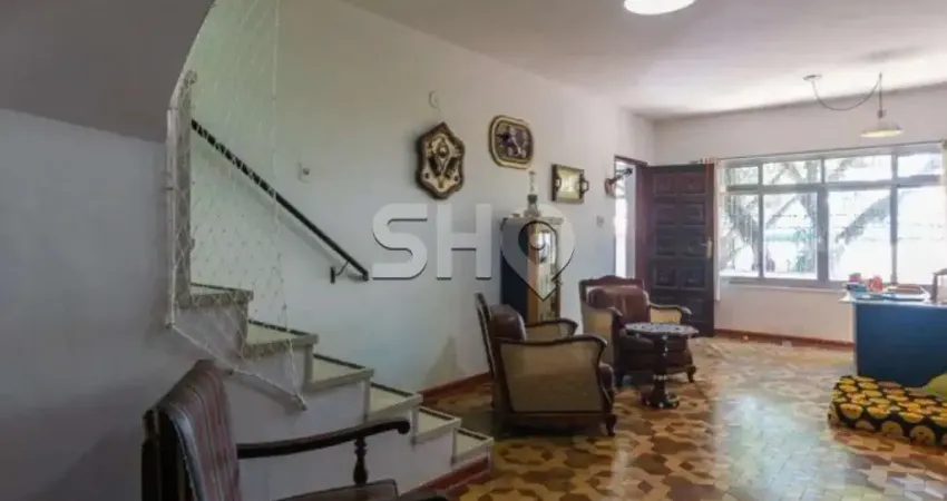 Casa com 3 quartos à venda na Rua Saramenha, 113, Sumaré, São Paulo