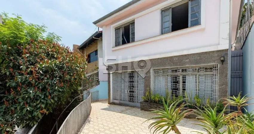 Casa com 3 quartos à venda na Rua Patápio Silva, 146, Jardim das Bandeiras, São Paulo