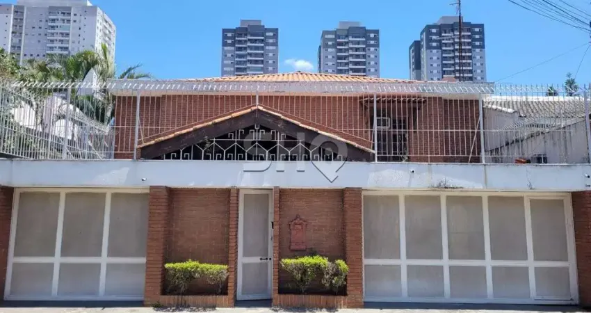 Casa com 5 quartos à venda na Rua Santo Antônio, 644, Vila Galvão, Guarulhos