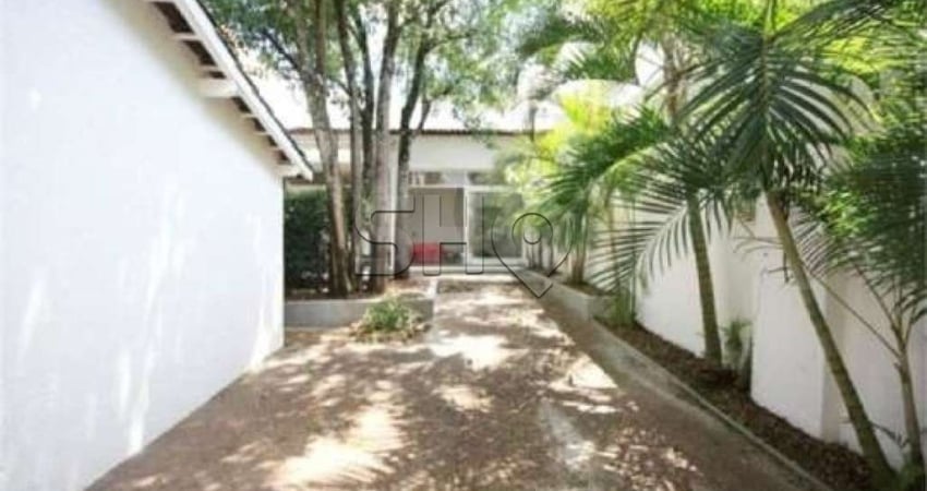 Casa com 3 quartos à venda na Rua Sampaio Vidal, 166, Jardim Paulistano, São Paulo