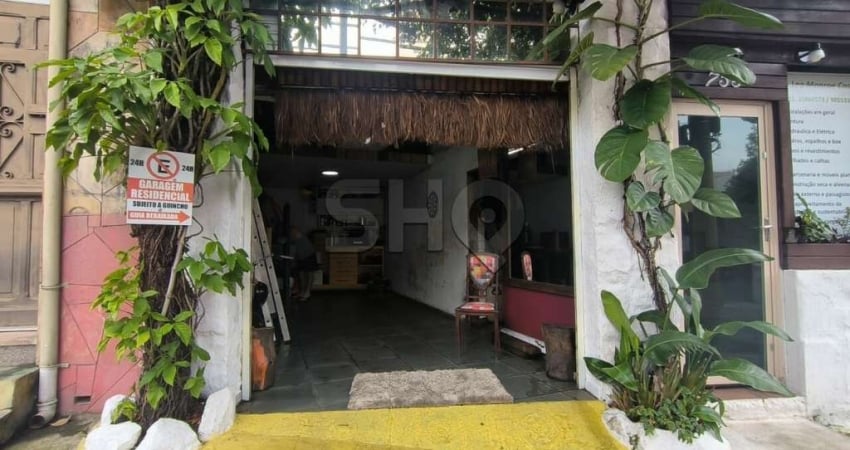 Casa comercial com 1 sala para alugar na Avenida Professor Alfonso Bovero, 753, Perdizes, São Paulo