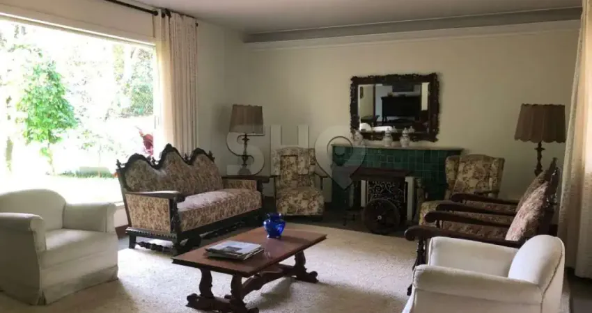 Casa com 4 quartos para alugar na Rua Itápolis, 1695, Pacaembu, São Paulo