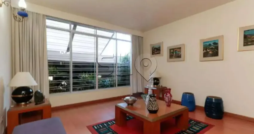 Casa com 3 quartos à venda na Rua Nazaré Paulista, 223, Vila Madalena, São Paulo