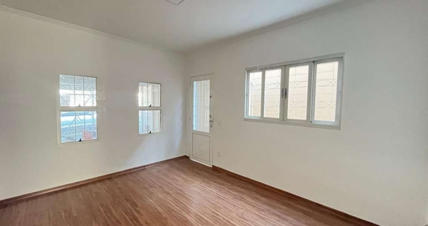 Casa para Locação em Jundiaí, Mirante de Jundiaí, 2 dormitórios, 2 suítes, 3 banheiros, 2 vagas