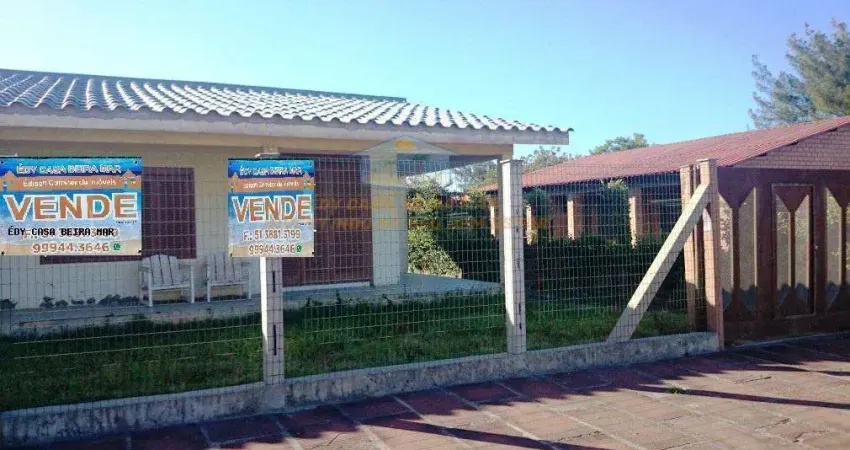 Casa para Venda em Cidreira, Centro, 5 dormitórios, 1 suíte, 2 banheiros, 1 vaga