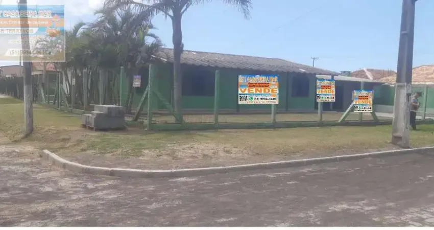 Casa para Venda em Cidreira, Centro, 4 dormitórios, 2 banheiros, 2 vagas