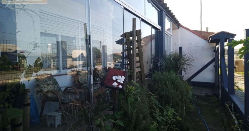 Casa para Venda em Cidreira, Centro, 5 dormitórios, 1 suíte, 3 banheiros, 3 vagas
