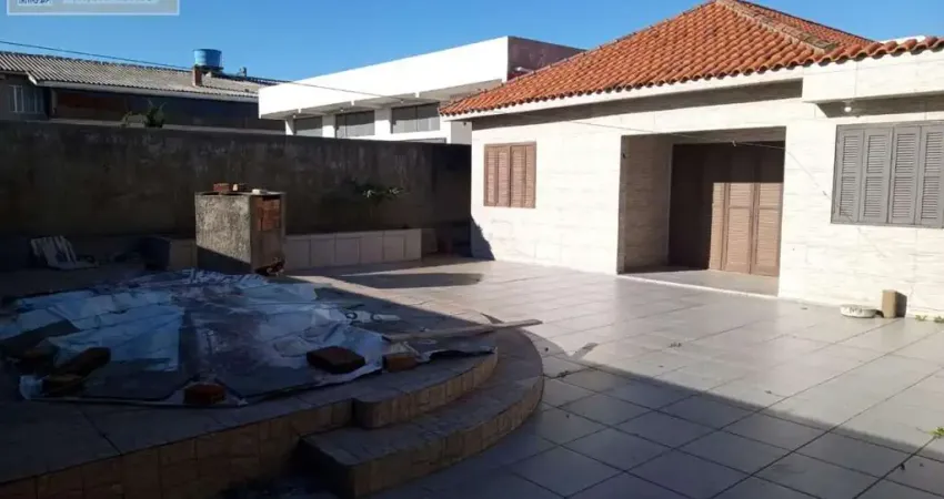 Casa para Venda em Cidreira, Centro, 3 dormitórios, 2 banheiros, 2 vagas