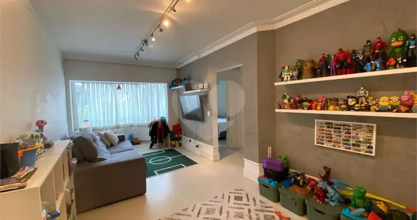 Apartamento com 2 quartos à venda na Rua Antônio Borba, 141, Vila Madalena, São Paulo