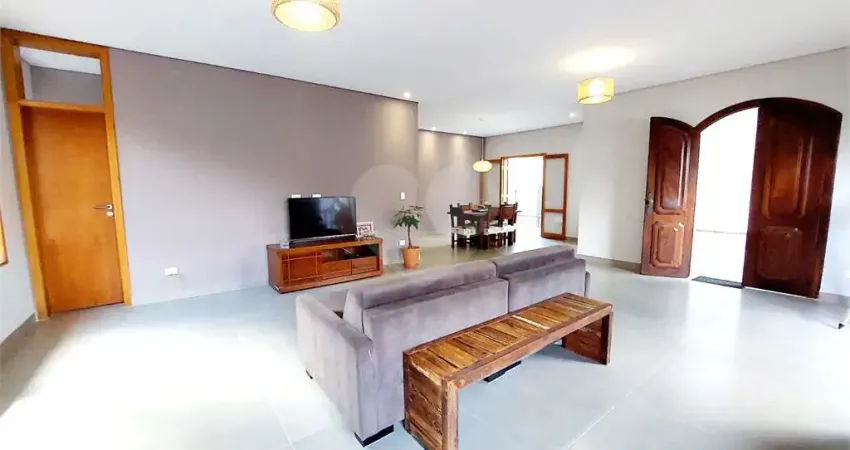 Casa térrea com 4 quartos à venda em Alto Da Lapa - SP
