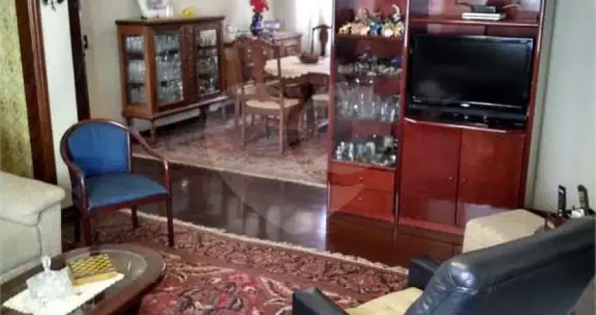 Casa com 4 quartos à venda na Rua Juvenal de Almeida, Alto da Lapa, São Paulo