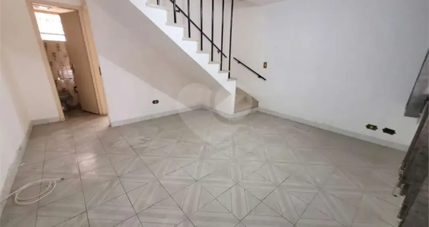 Casa com 2 quartos à venda na Rua George Samuel, 118, Jardim Mangalot, São Paulo