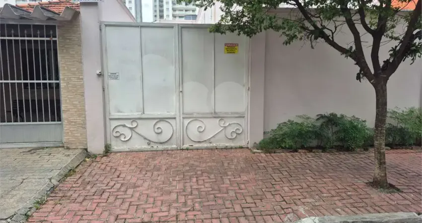 Casa com 3 quartos para alugar na Rua Camândulas, Vila Leopoldina, São Paulo