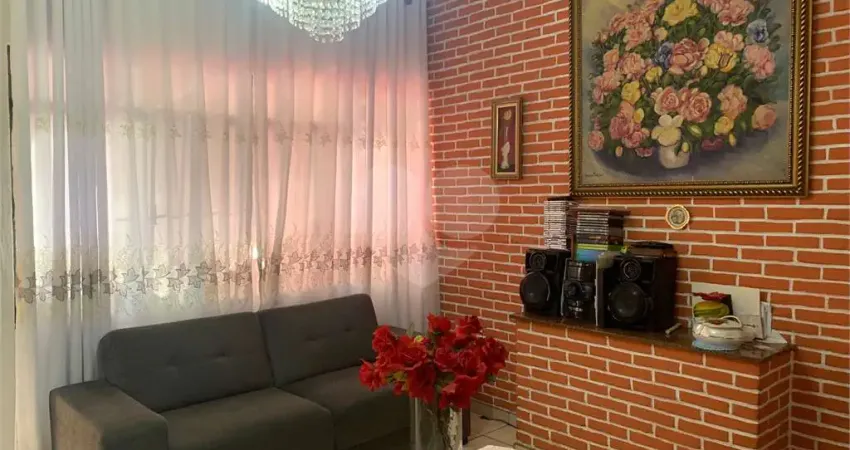 Casa térrea com 3 quartos à venda em Vila Romana - SP