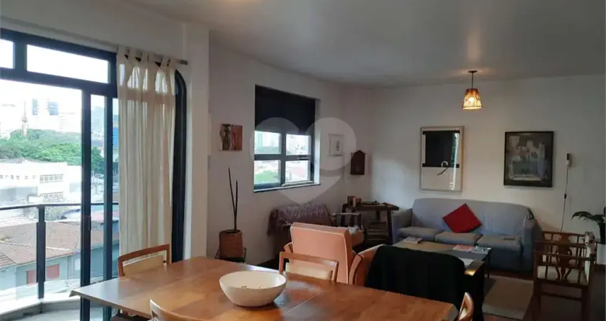 Apartamento com 3 quartos à venda na Rua Fernão Dias, Pinheiros, São Paulo