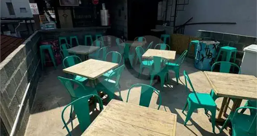Prédio inteiro para locação em Vila Hamburguesa - SP