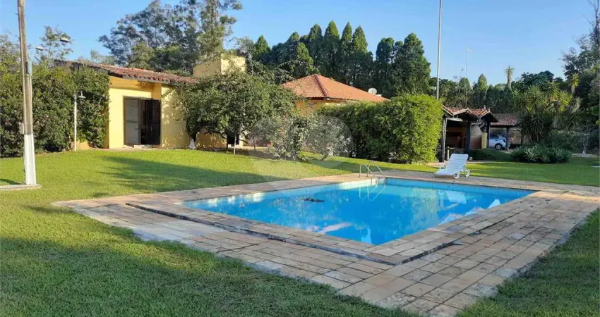 Chácara com 4 quartos à venda em Jardim Josane - SP