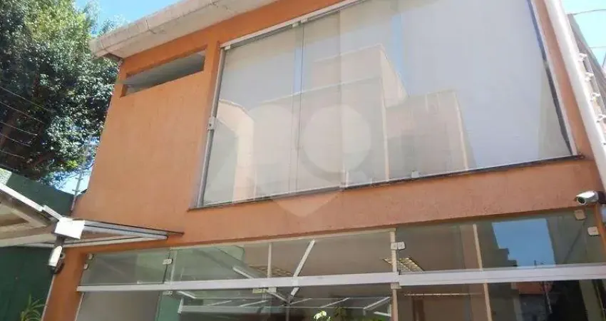 Casa com 4 quartos à venda ou para locação em Lapa - SP