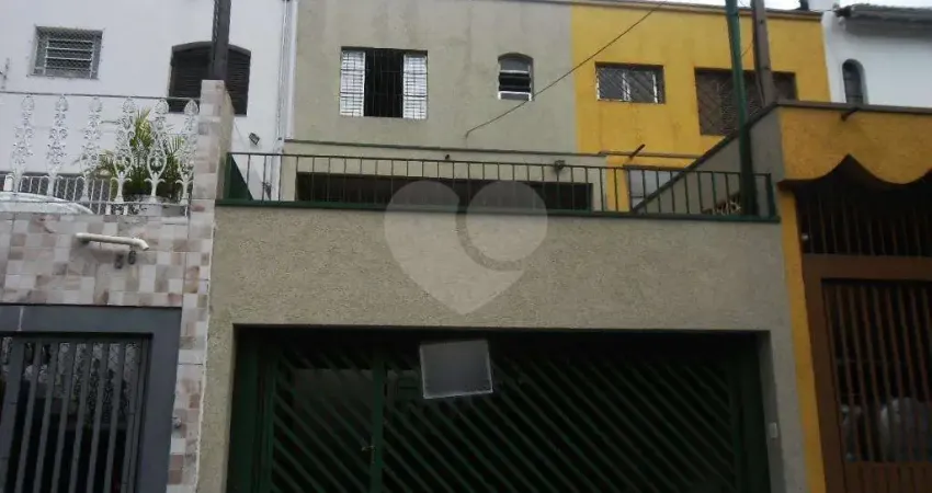 Casa com 3 quartos à venda na Rua Barão do Bananal, Pompéia, São Paulo