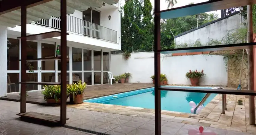 Casa com 4 quartos à venda na Rua Duarte da Costa, Lapa, São Paulo