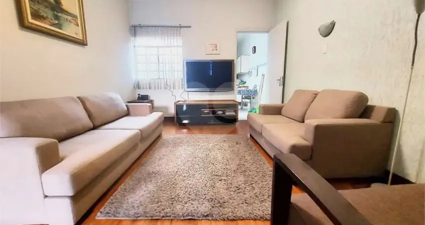 Casa com 3 quartos à venda na Rua Dom João V, Lapa, São Paulo