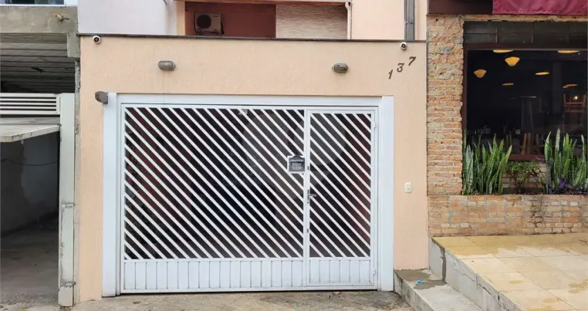 Casa com 3 quartos à venda na Vila Romana, São Paulo 