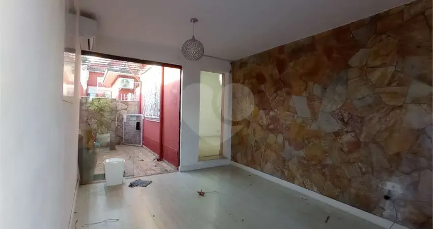Casa para alugar na Rua Passo da Pátria, Vila Leopoldina, São Paulo