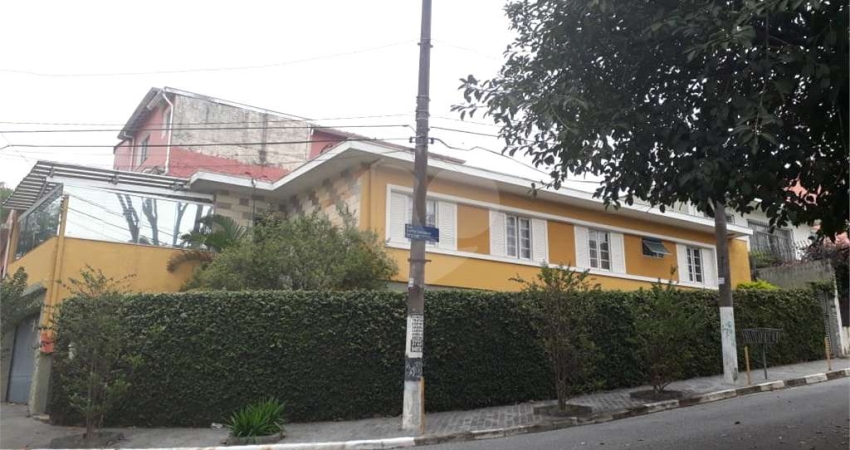 Casa térrea com 3 quartos à venda em Jardim Bonfiglioli - SP
