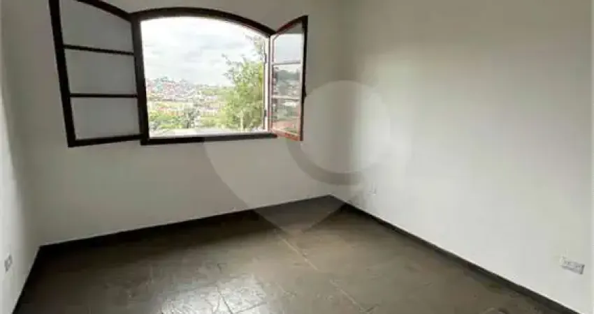 Casa com 3 quartos à venda em Parque São Domingos - SP