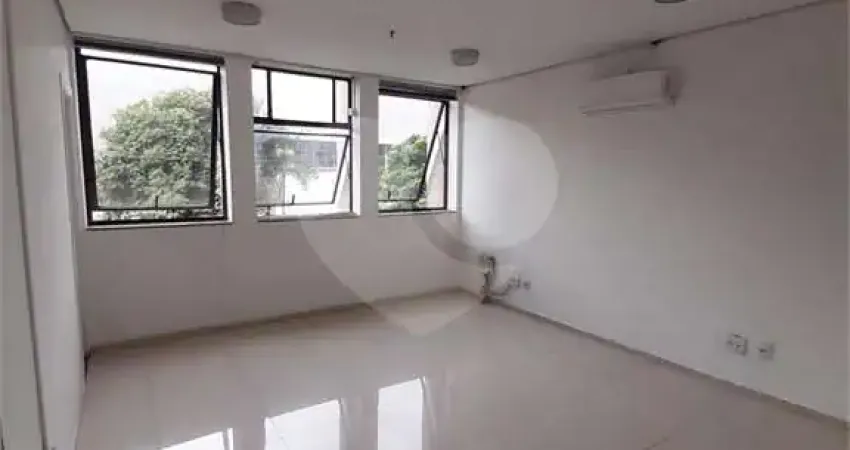 Sala comercial à venda na Avenida José César de Oliveira, Vila Leopoldina, São Paulo