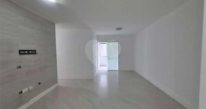 Apartamento com 3 quartos à venda em Alto da Lapa, São Paulo 