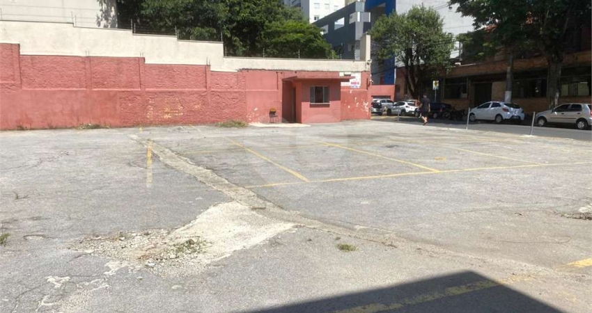 Terreno comercial para alugar na Rua Belchior de Azevedo, Vila Leopoldina, São Paulo