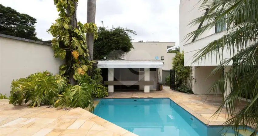 Casa com 4 quartos à venda na Rua Marquês de Paraná, Alto da Lapa, São Paulo