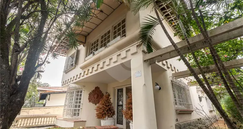 Casa com 4 quartos à venda na Rua Saldanha da Gama, Lapa, São Paulo
