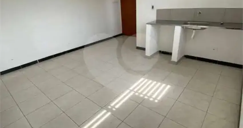 Kitnet / Stúdio para alugar na Rua Cerro Corá, Vila Romana, São Paulo