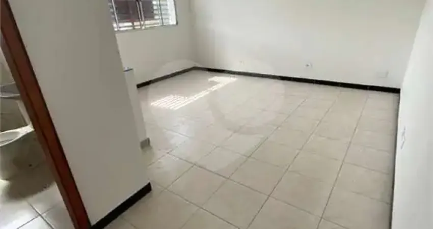 Kitnet / Stúdio para alugar na Rua Cerro Corá, Vila Romana, São Paulo