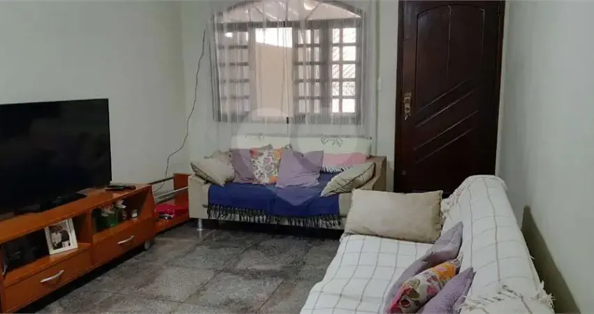 Sobrado com 3 quartos à venda em Jardim Regina - SP