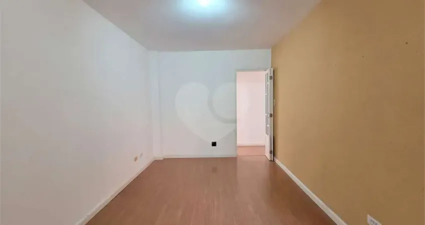 Apartamento com 2 quartos à venda na Rua Aimberê, Vila Madalena, São Paulo