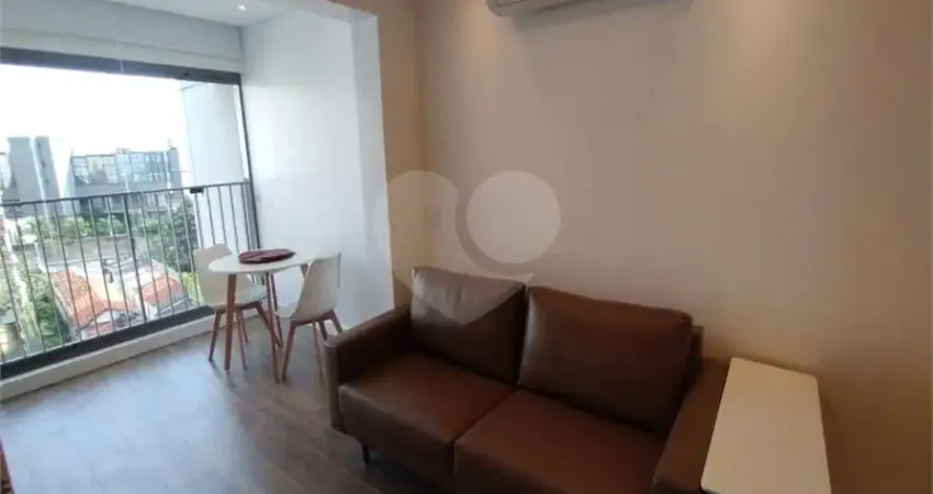 Kitnet / Stúdio para alugar na Rua Cristiano Viana, 1216, Pinheiros, São Paulo