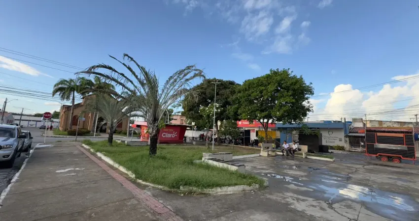 Casa recém reformada no santo eduardo - poço com localização privilegiada