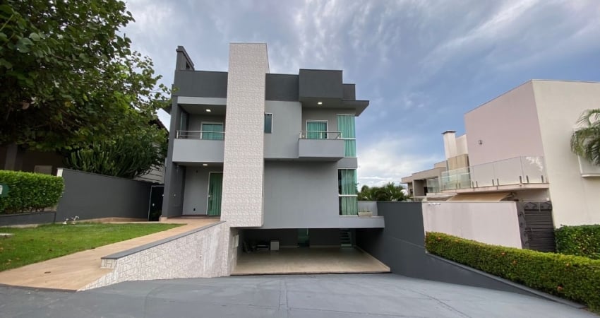 Lindo sobrado disponível para locação condomínio Florais Cuiabá