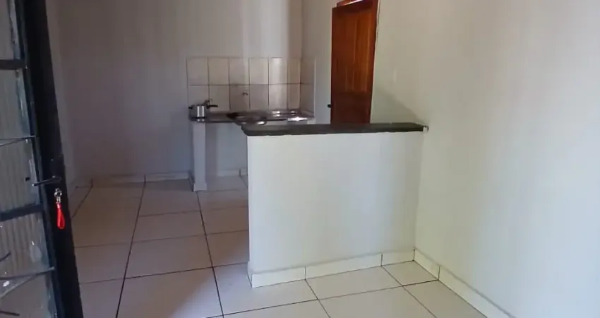 Kitnet / Stúdio para alugar na Avenida Manoel José de Arruda, Praeiro, Cuiabá