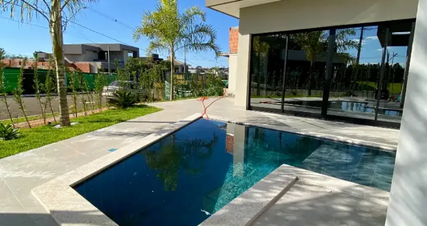 Casa em condomínio fechado com 3 quartos à venda no Centro, Cambé