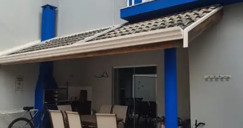 Sobrado semi mobiliado com 3 dormitórios no condomínio villaggio di itaici