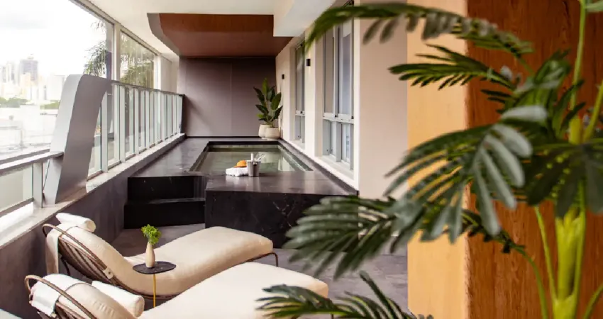 Apartamento 4 suítes, 538,31 m2 com piscina na varanda e com 6 vagas de garagem,