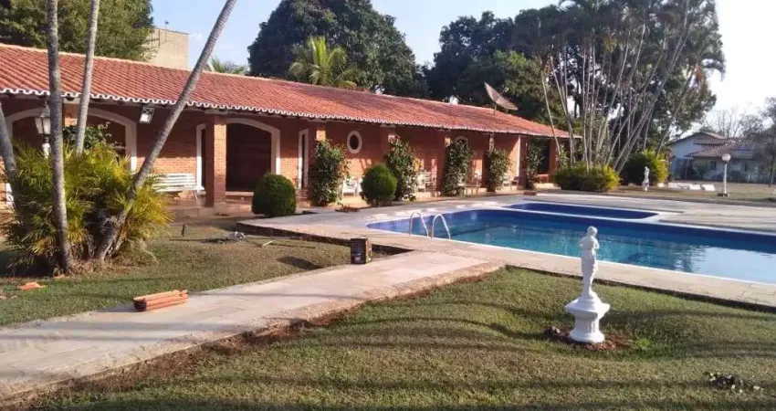 CHACARA Á VENDA OU LOCAÇÃO CONDOMINIO RESIDENCIAL VALE DAS LARANJEIRAS